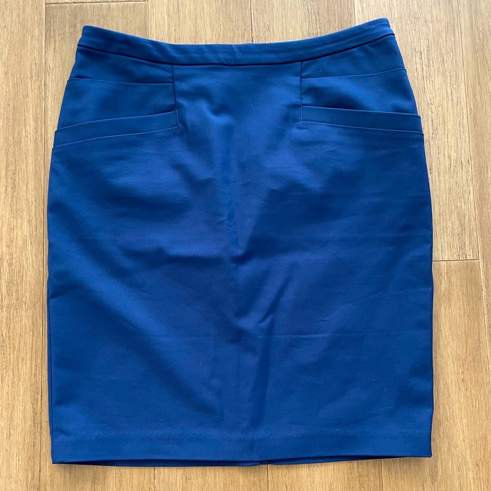 H&M blue pencil skirt for women, size 8